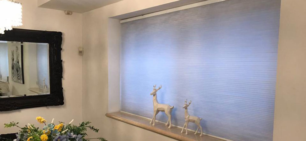 A look at cellular window coverings in dining room