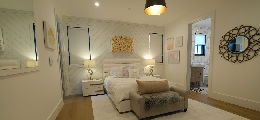 Bright Tarzana Guest House Studio with Master Bed and Armchairs